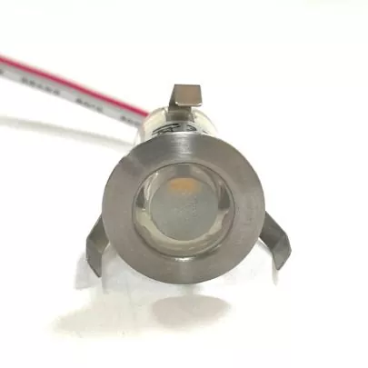 Êtes-vous toujours inquiet de ne pas pouvoir trouver des lampes durables pour l'éclairage du pont de bateau?